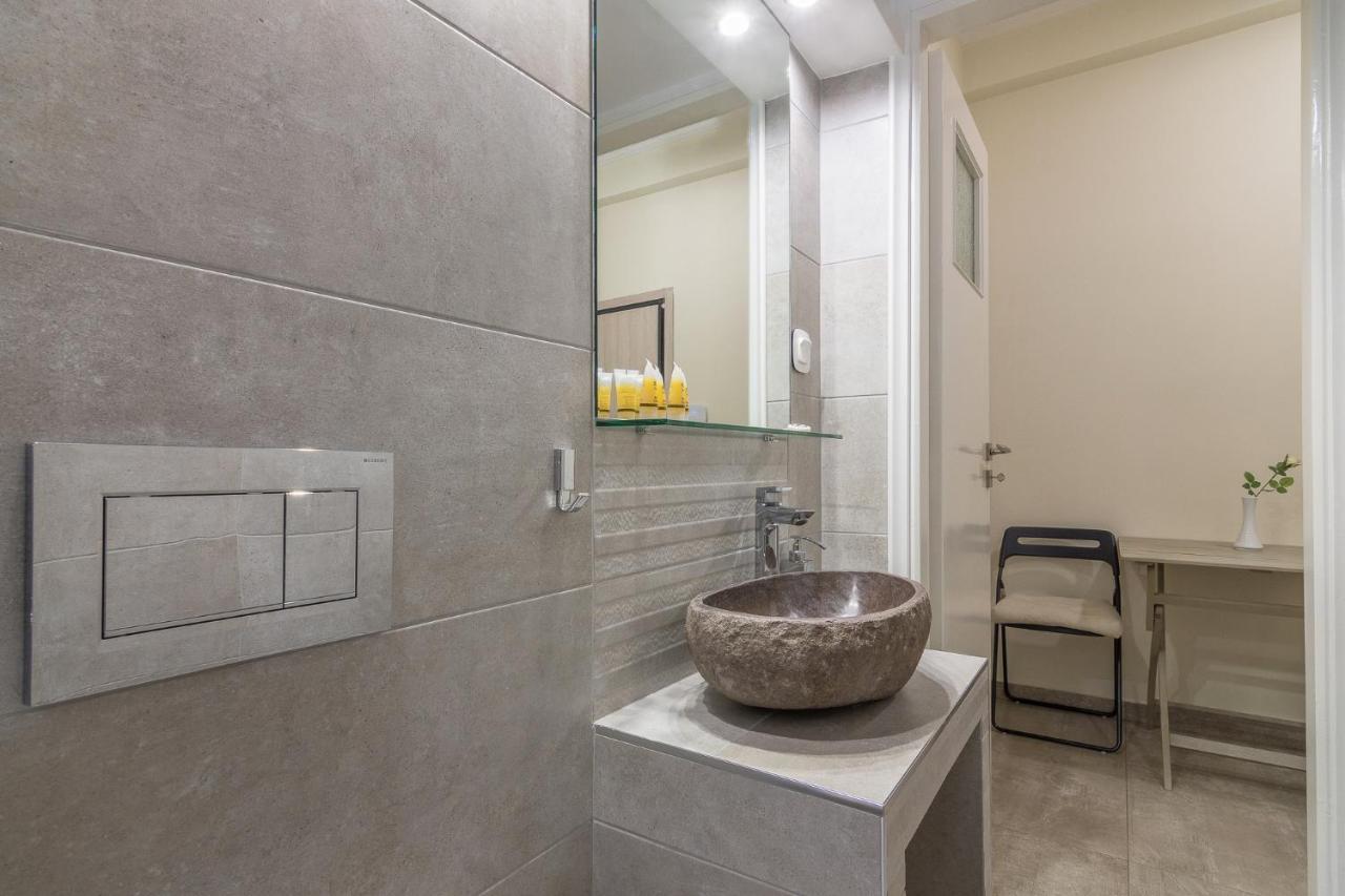 Beautiful And Spacious Apartment In Pagrati Афіни Екстер'єр фото